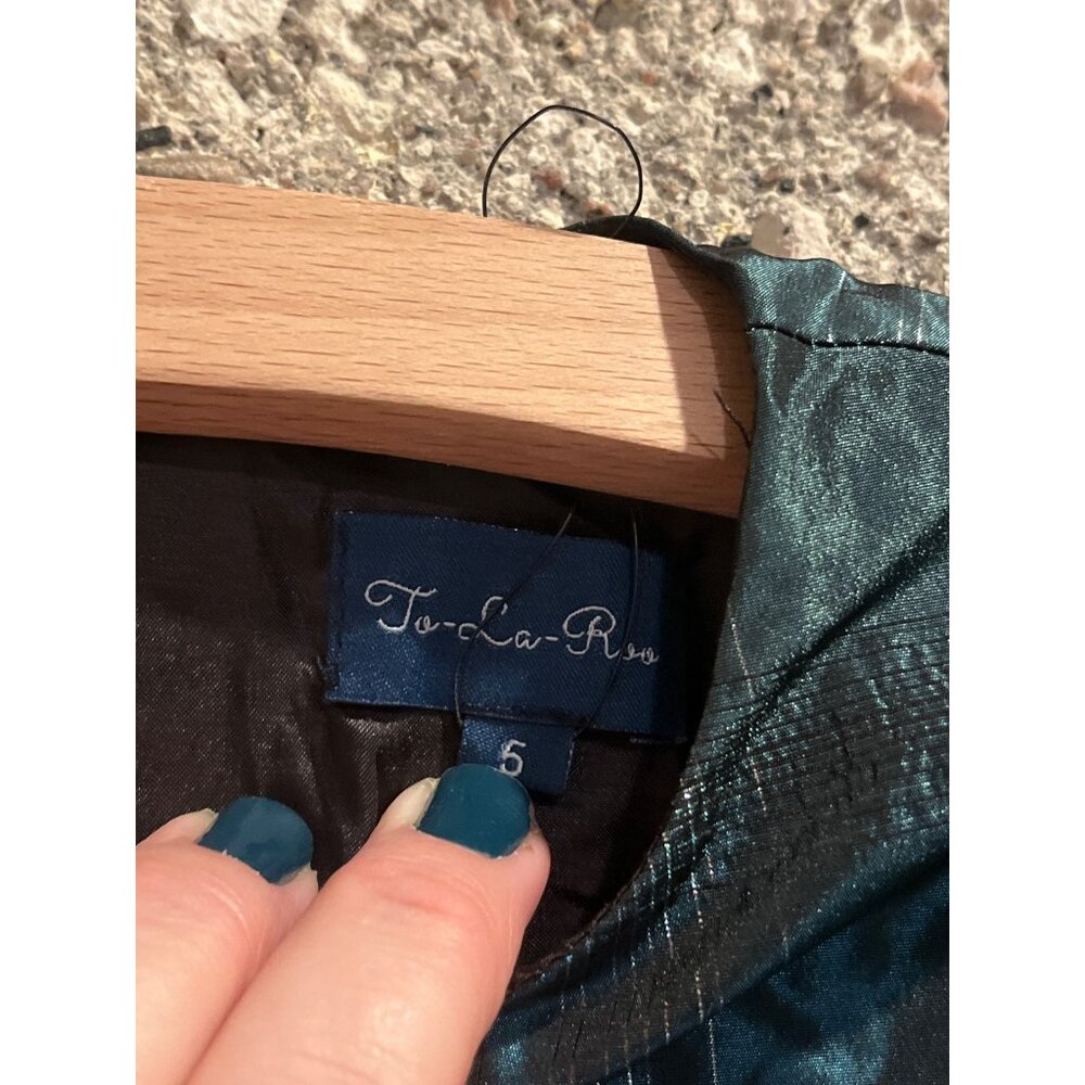 Metallic Green & Blue Shimmer Pleated Dress - Picture 7 of 9